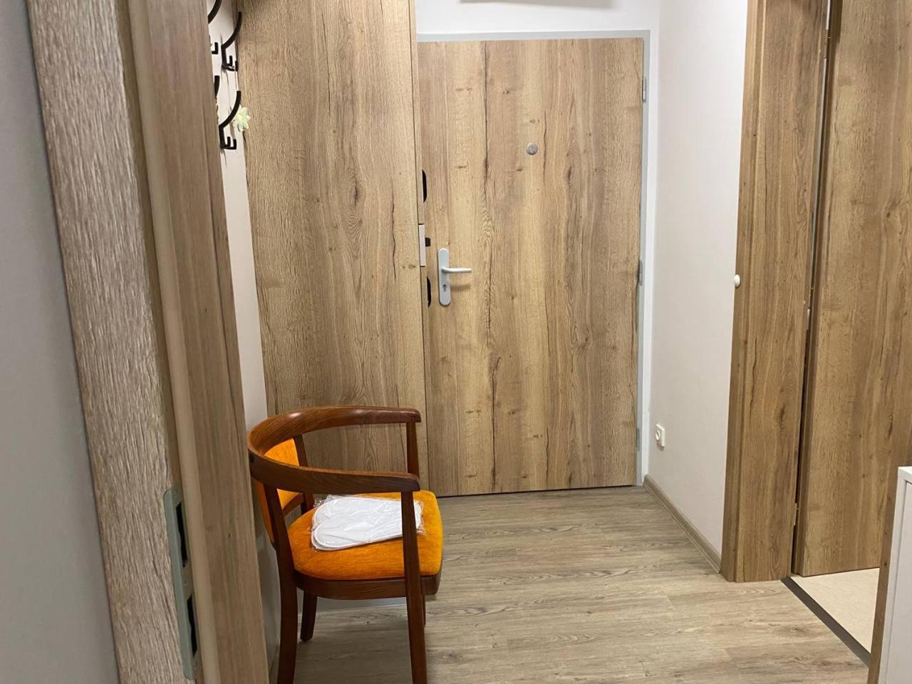 Perla Hradce 302 Apartment Hradec Kralove Exterior photo